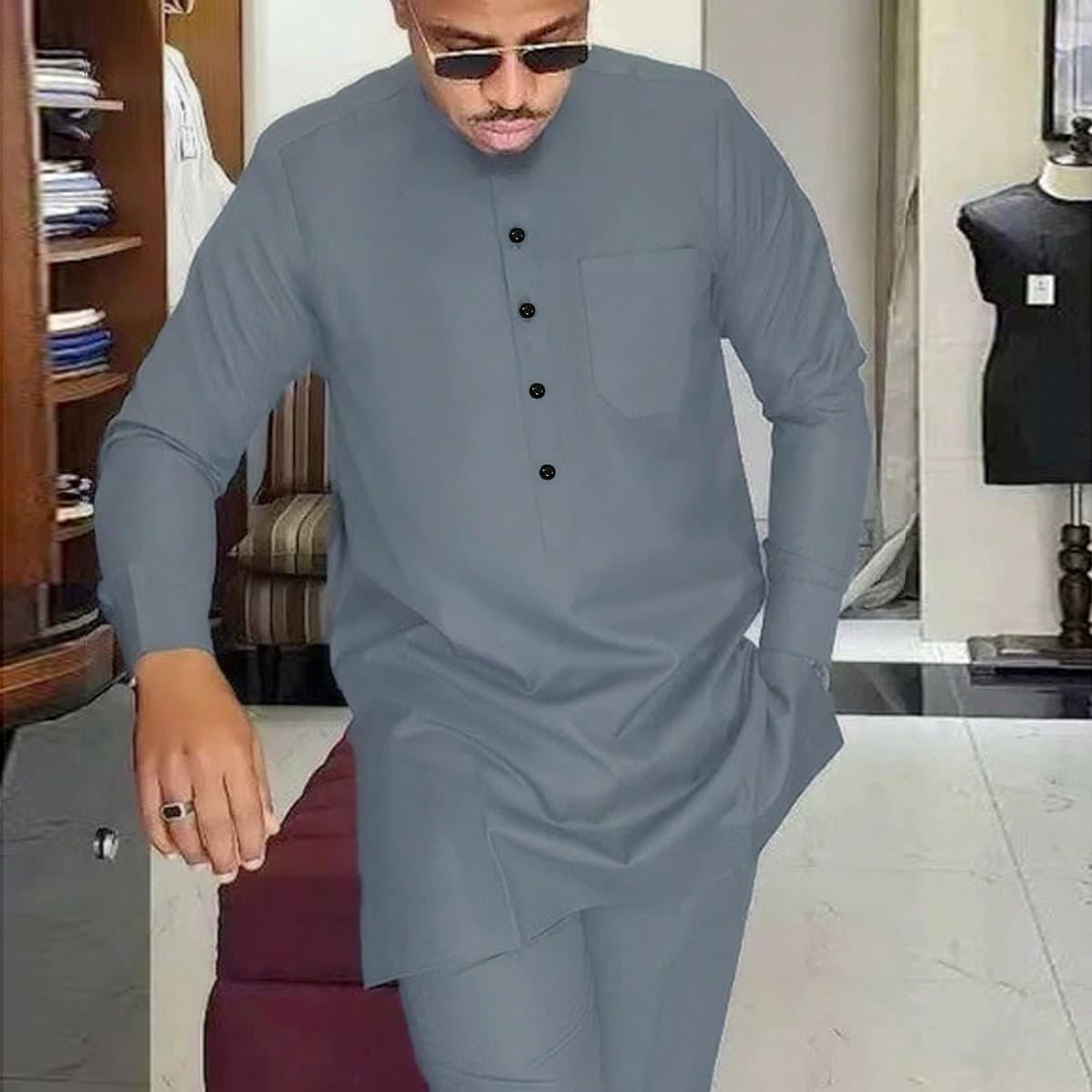 Chemise dÃ©contractÃ©e pour hommes Ã manches longues Ã demi-patte avec poche et bouton unicolore pour le printemps et l'Ã©tÃ©
